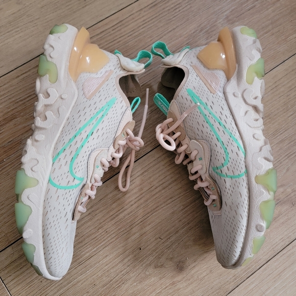 Nike React VisionPearl White Green Glow size 6.5 - Picture 3 of 6